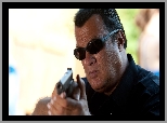 Steven Seagal, Pistolet, Aktor, Okulary